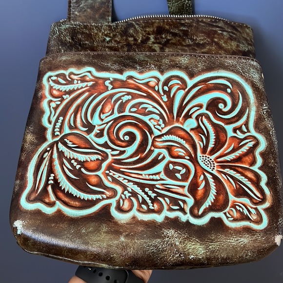 NWT Patricia Nash Stipes Sling Crossbody Tooled Turqouise Leather Bag - Picture 4 of 9